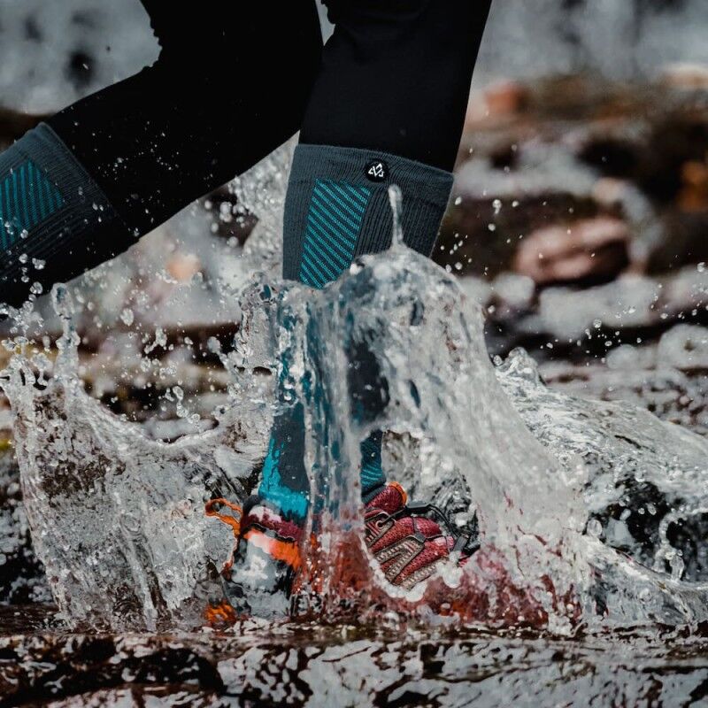 VERJARI Trek Light - Wasserdichte Socken | Hardloop