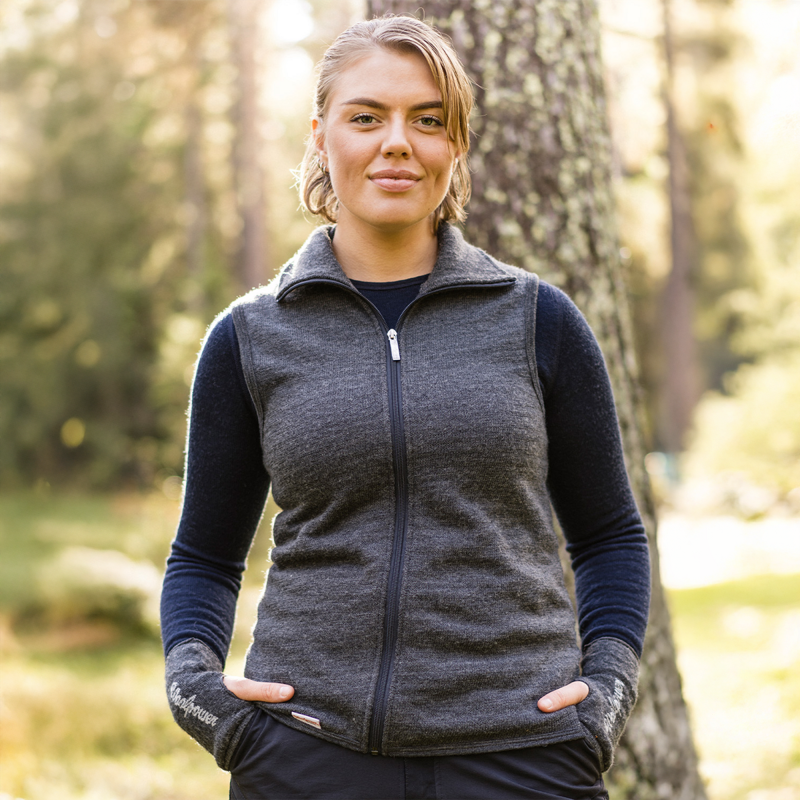 Woolpower Vest 400 - Merino fleesová mikina | Hardloop