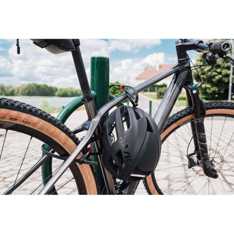 Zefal A Code K Traz Zip3 XL - Cykellås | Hardloop