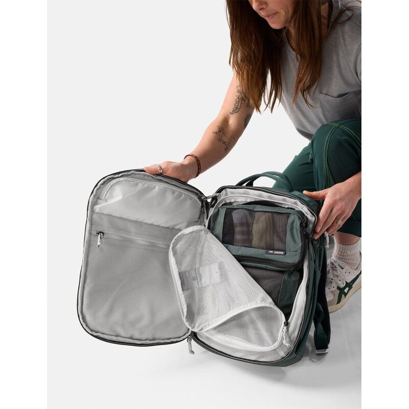 Matador 18L Personal Item Travel Pack - Travel bag | Hardloop