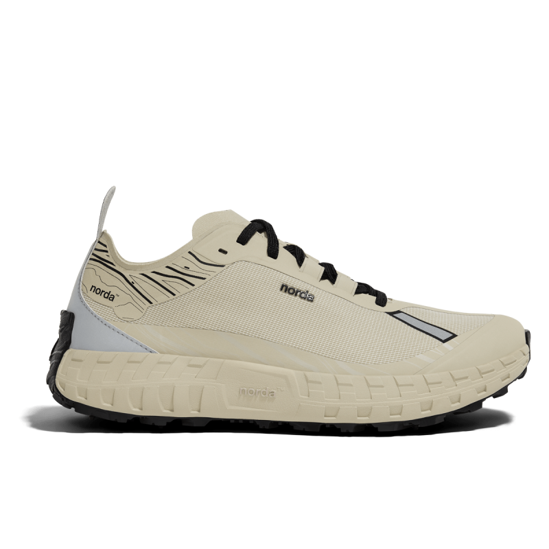001A - Trail running shoes - Women's