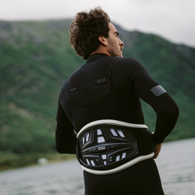 ION Waist Kite Riot Light - Kitesurfsele | Hardloop