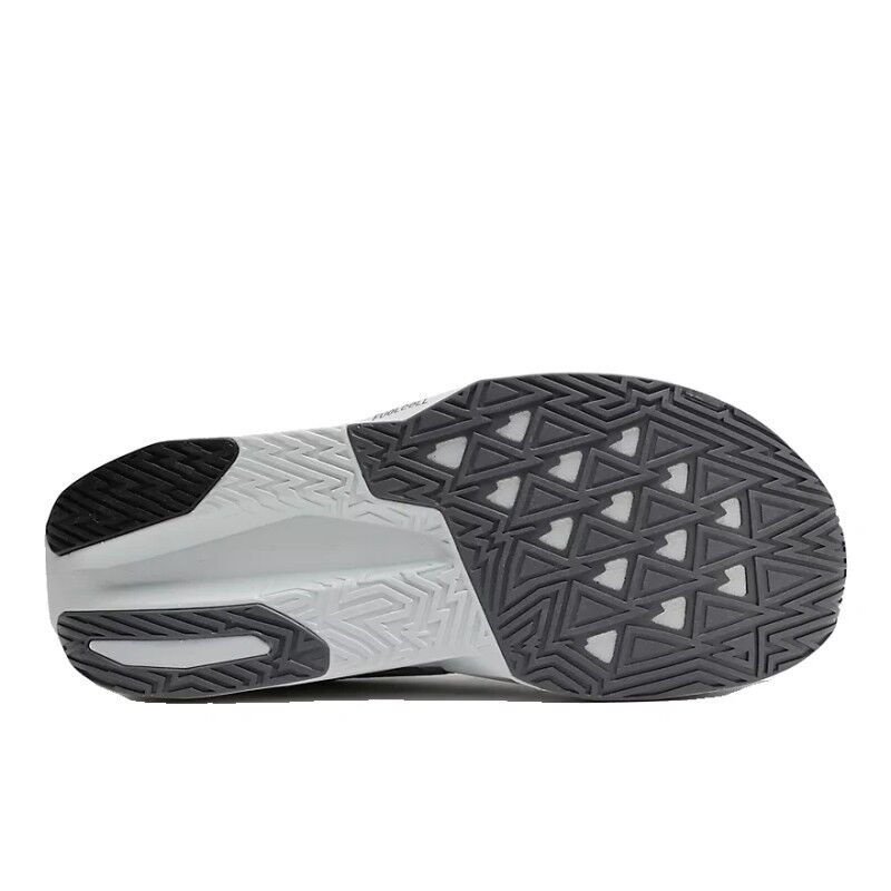 New Balance FuelCell Rebel V5 - Chaussures running homme | Hardloop