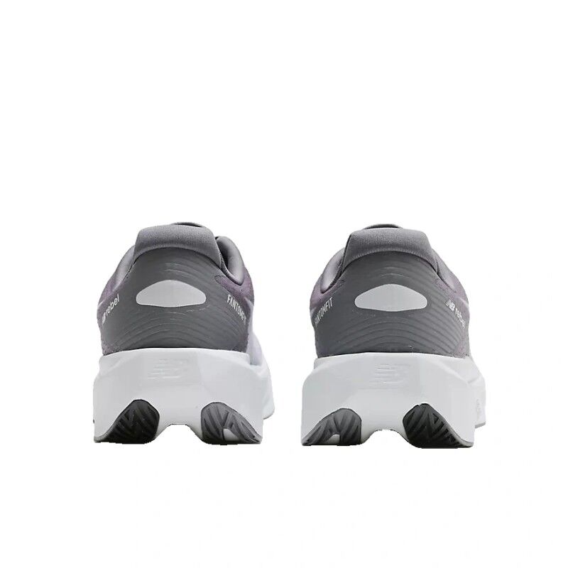 New Balance FuelCell Rebel V5 - Løbesko - Herrer | Hardloop