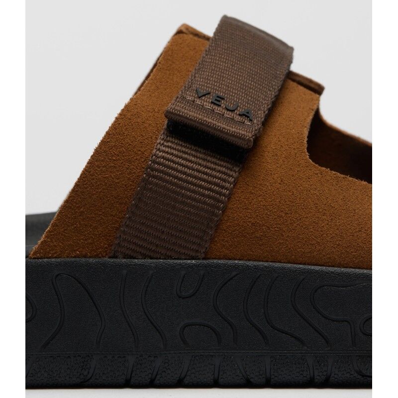 Veja Arpoador Suede Soft - Sandals - Men's | Hardloop