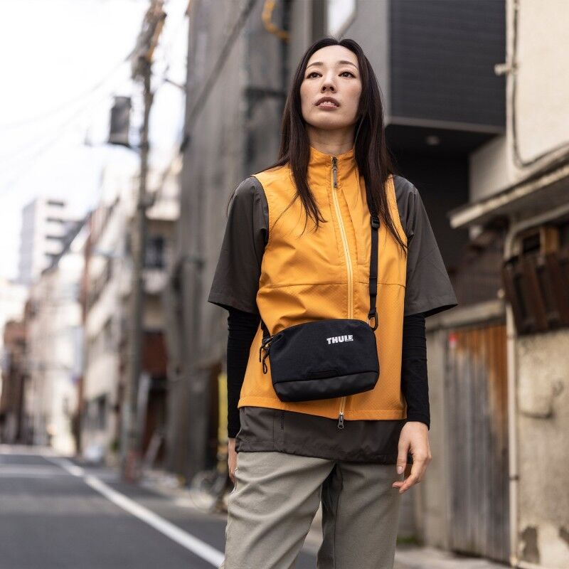 Thule Paramount Crossbody 2L - Axelväskor | Hardloop
