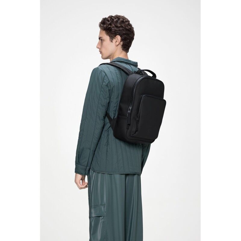 Rains Book Daypack - Urbane Rucksäck | Hardloop