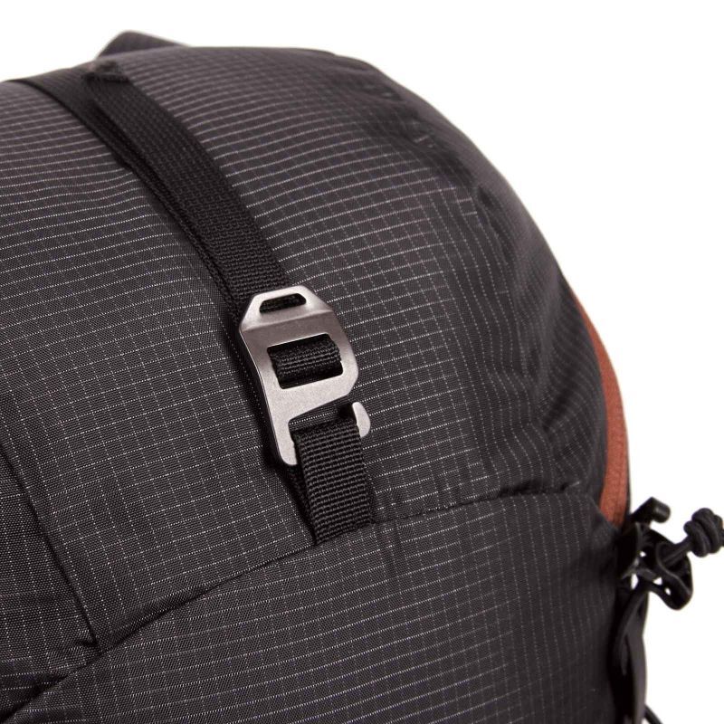 Blue Ice Squirrel 22 - Climbing backpack
