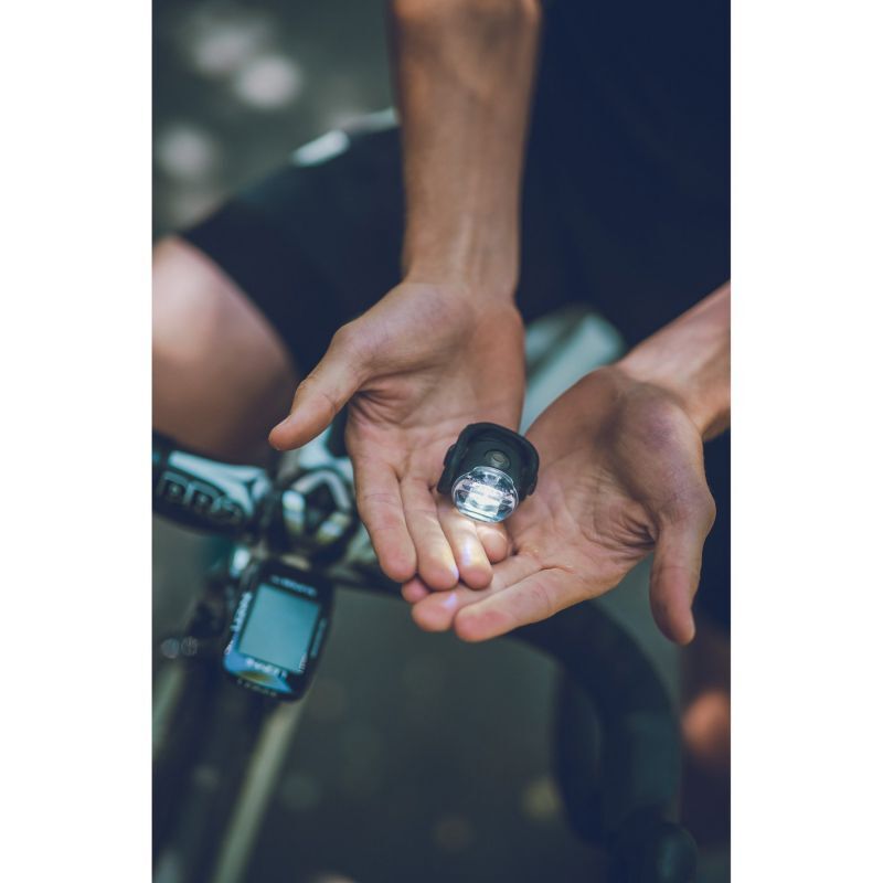 Lezyne Femto USB Drive - Avant - Lampka rowerowa przednia | Hardloop