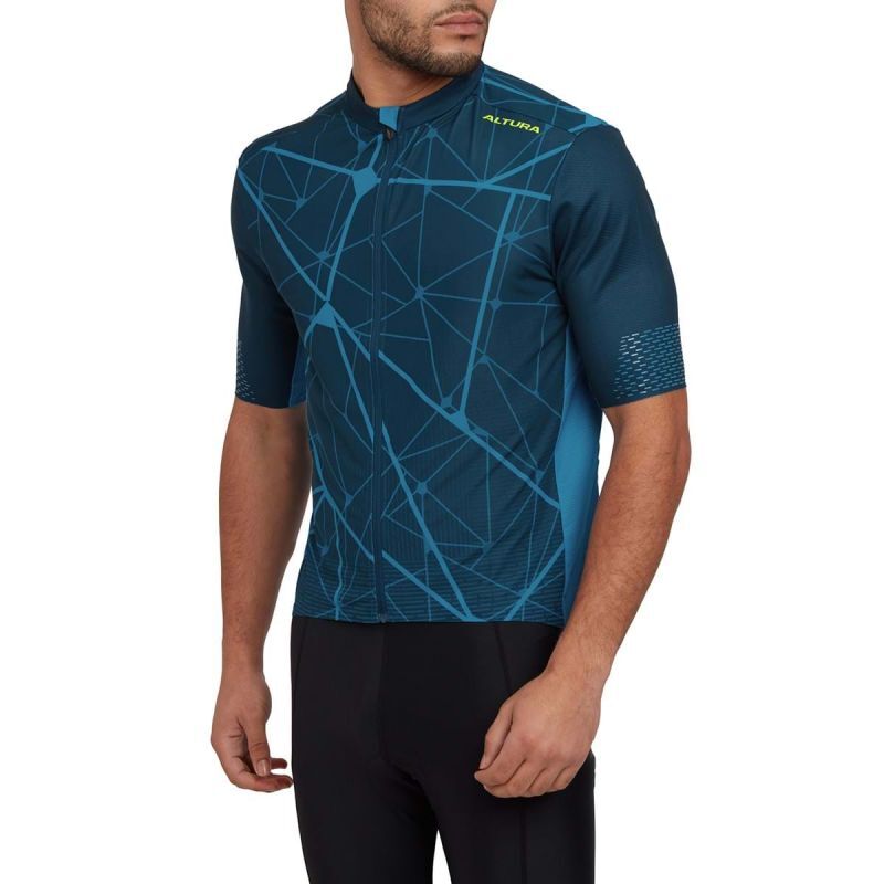 Altura cycling shirts online