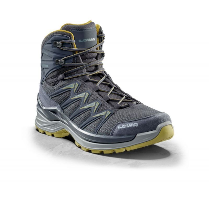 lowa innox mid hiking boot