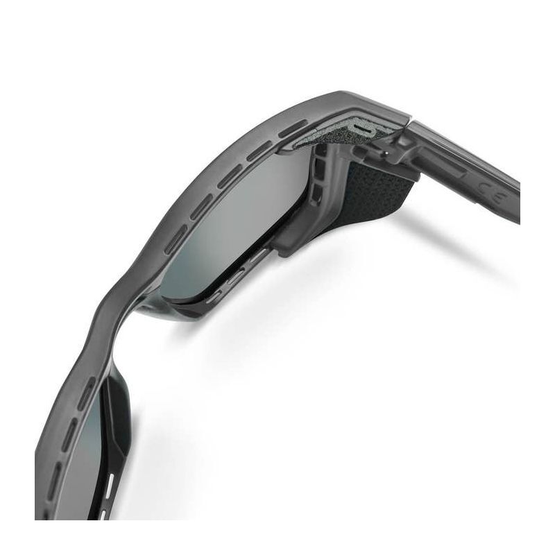 Julbo Shield M Reactiv Performance 2-4 - Zonnebril | Hardloop