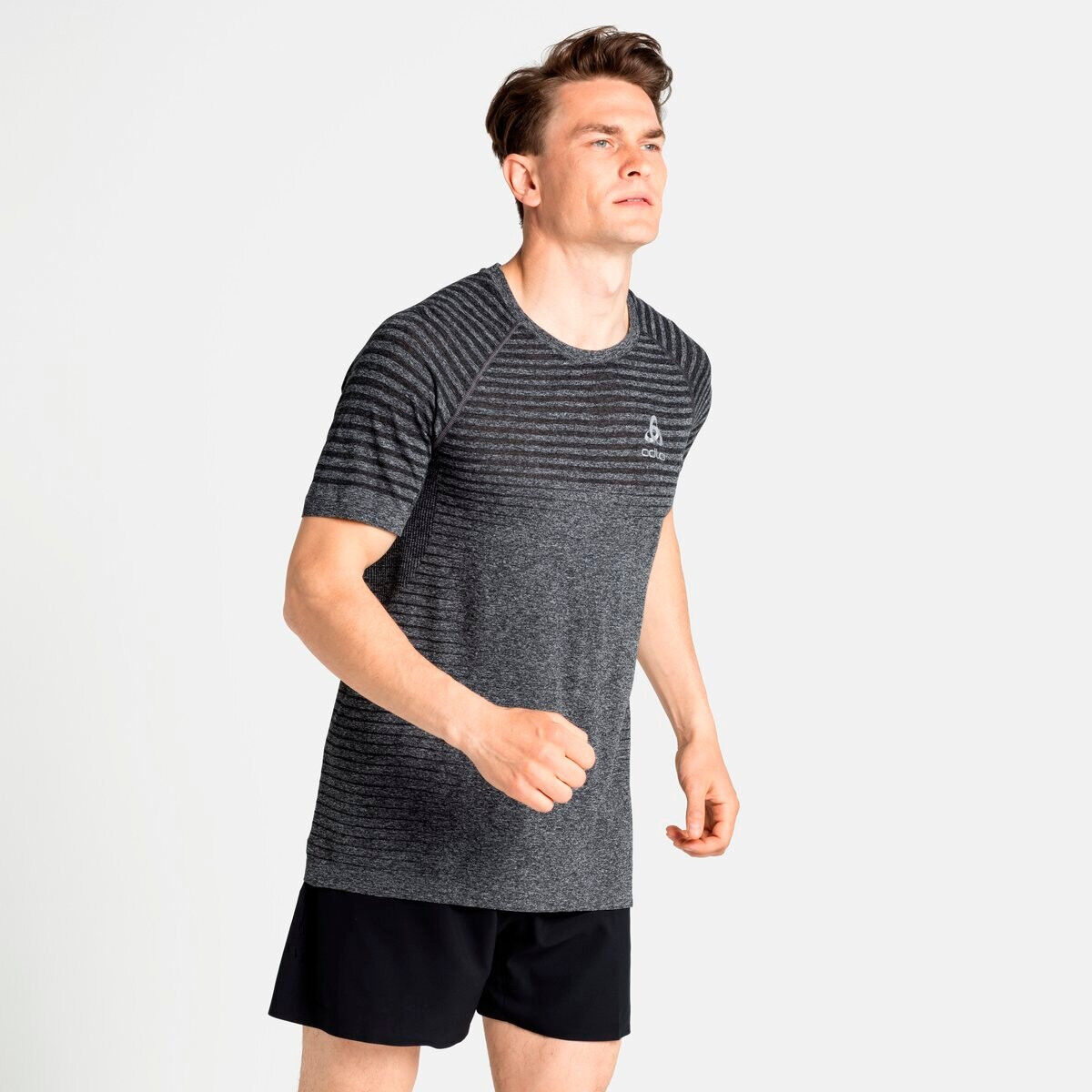 Odlo Essential Seamless - T-shirt running homme | Hardloop
