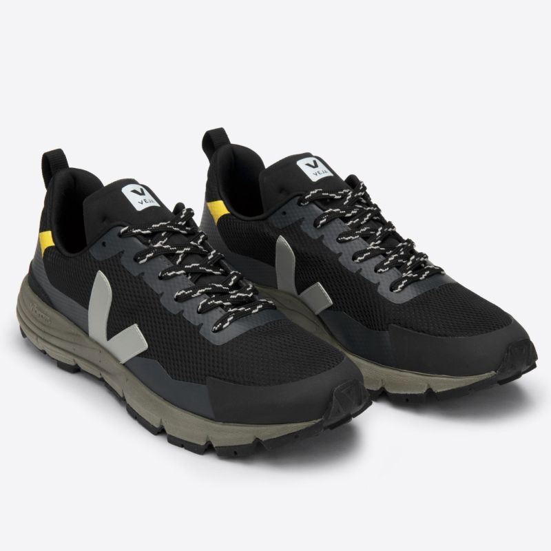 Veja Dekkan - Walking shoes - Women's