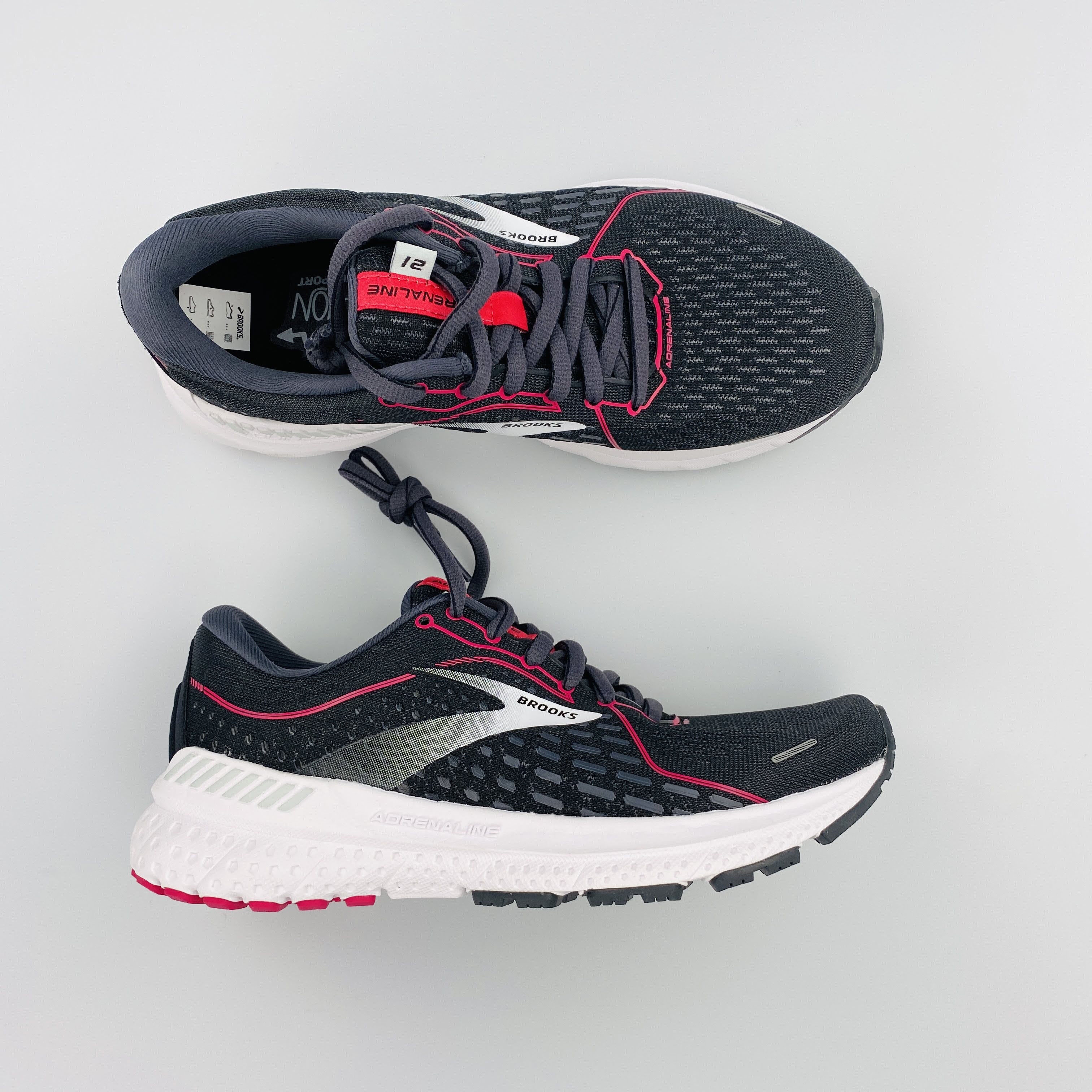 Brooks Adrenaline GTS 21 - Tweedehands Runningschoenen - Dames - Zwart - 36  | Hardloop