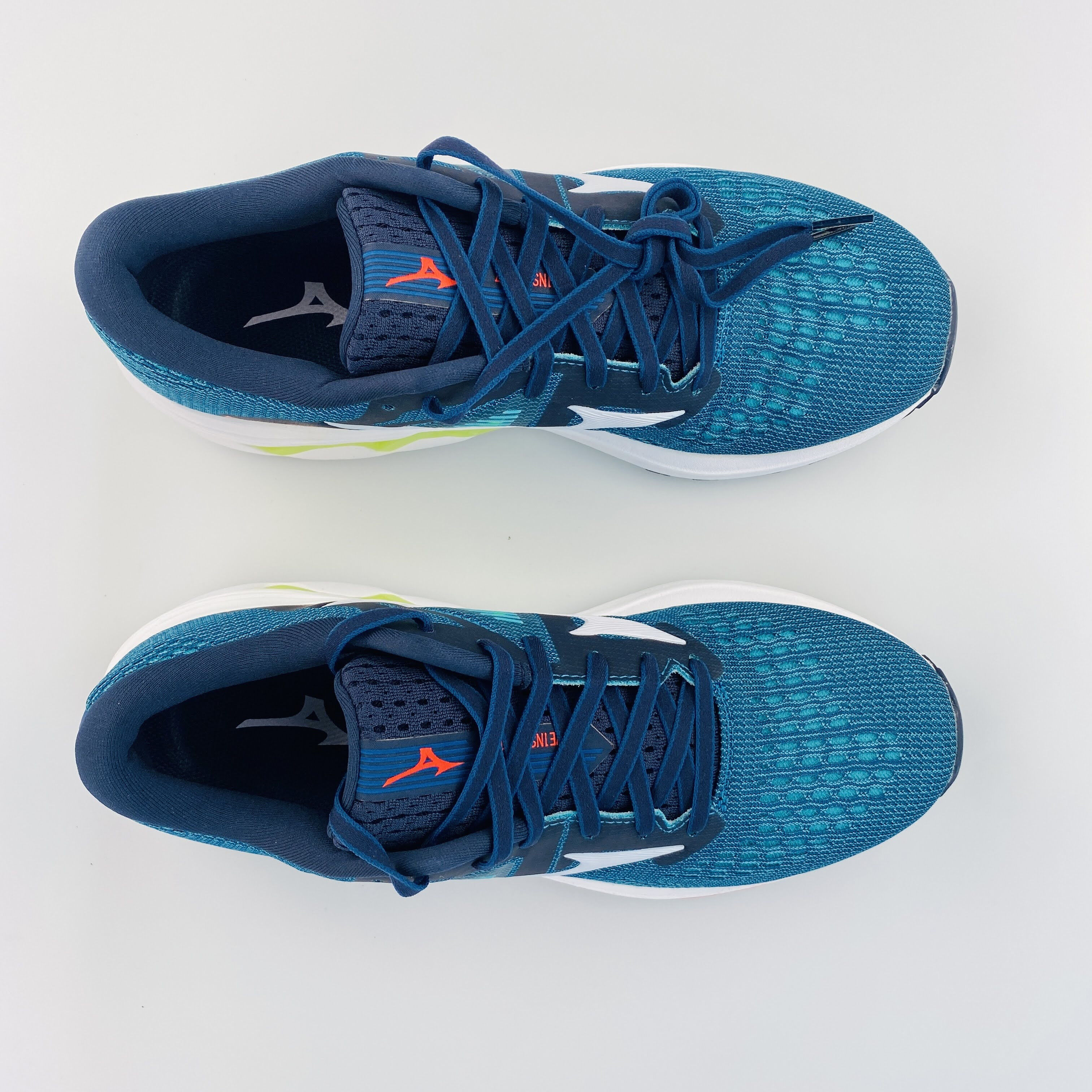 Mizuno Wave Inspire 17 - Second Hand Running shoes - Men's - Blue oil - 41 | Hardloop