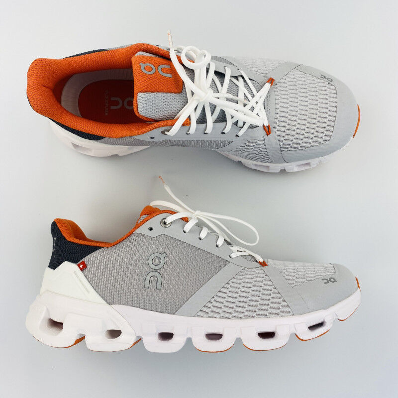 On Running Cloudflyer - Second Hand Running shoes - Men's - Grey - 42.5 ...