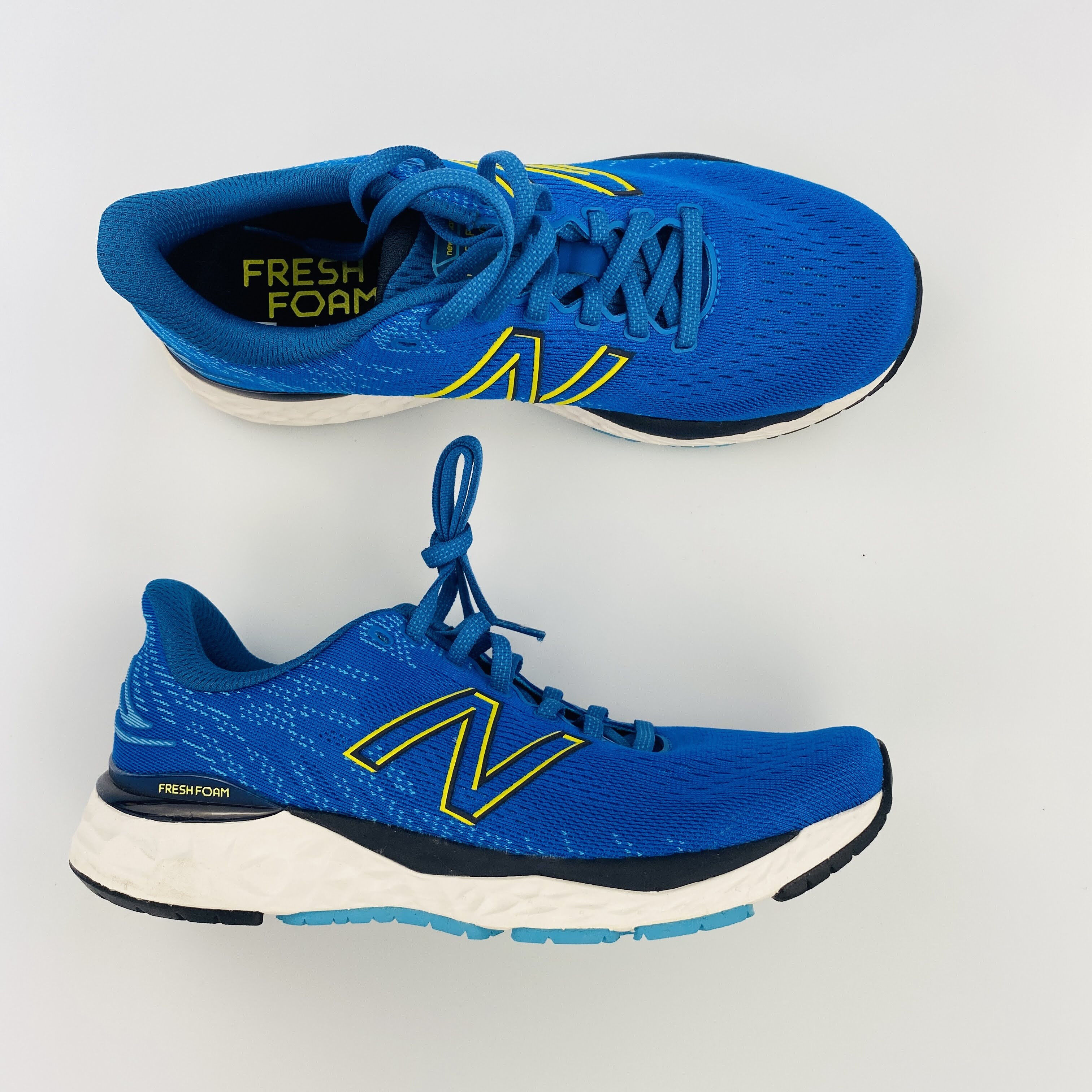 New Balance M 880 F 11 - Second Hand Buty do biegania męskie - Bleu - 40 | Hardloop