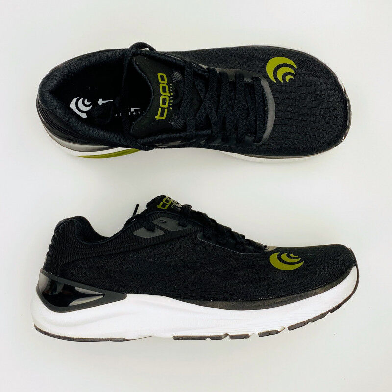 Topo Athletic Ultrafly 3 - Scarpe da running di seconda mano - Uomo - Nero - 41 | Hardloop