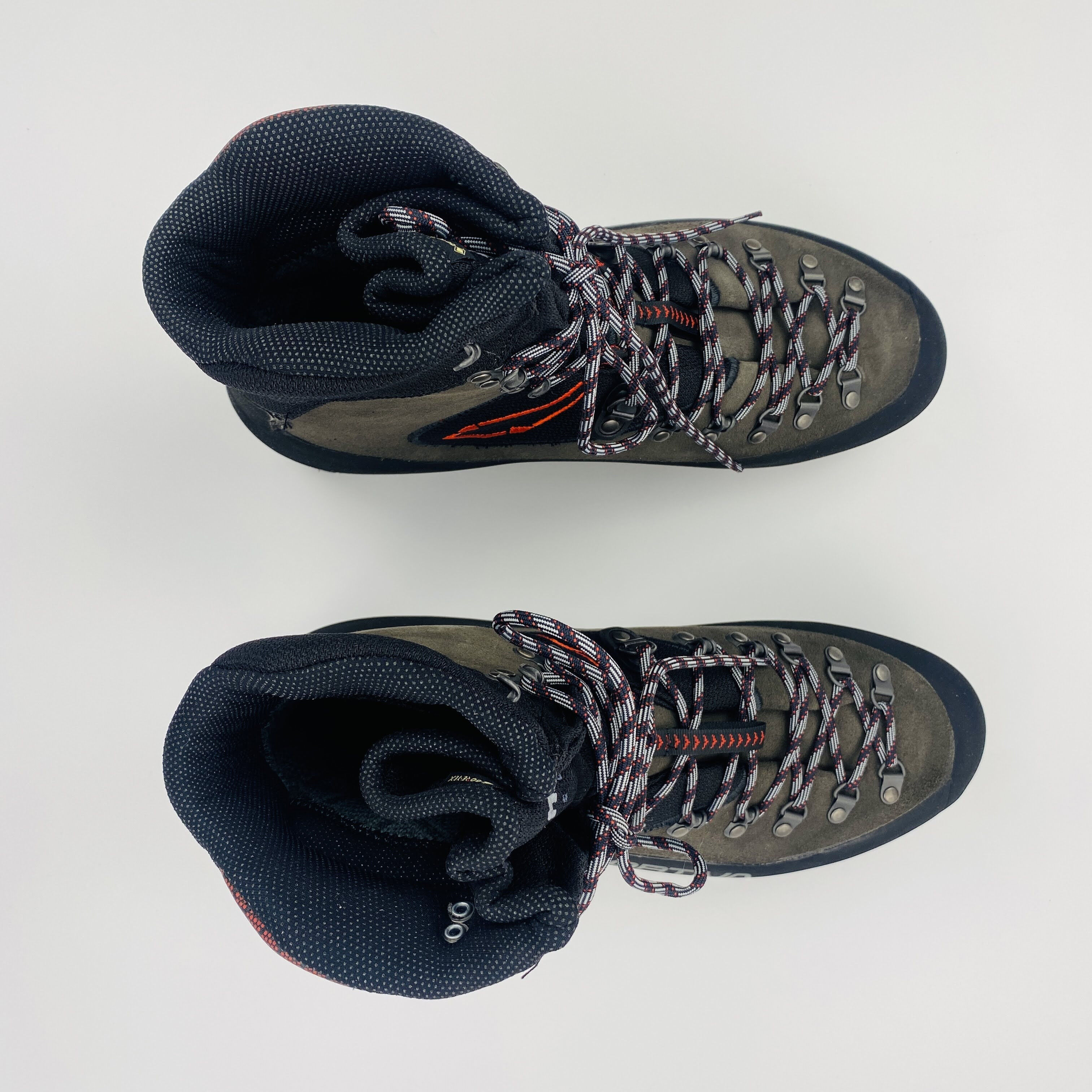La Sportiva Nepal Trek Evo GTX - Second Hand Mountaineering boots - Men's - Grey - 46.5 | Hardloop