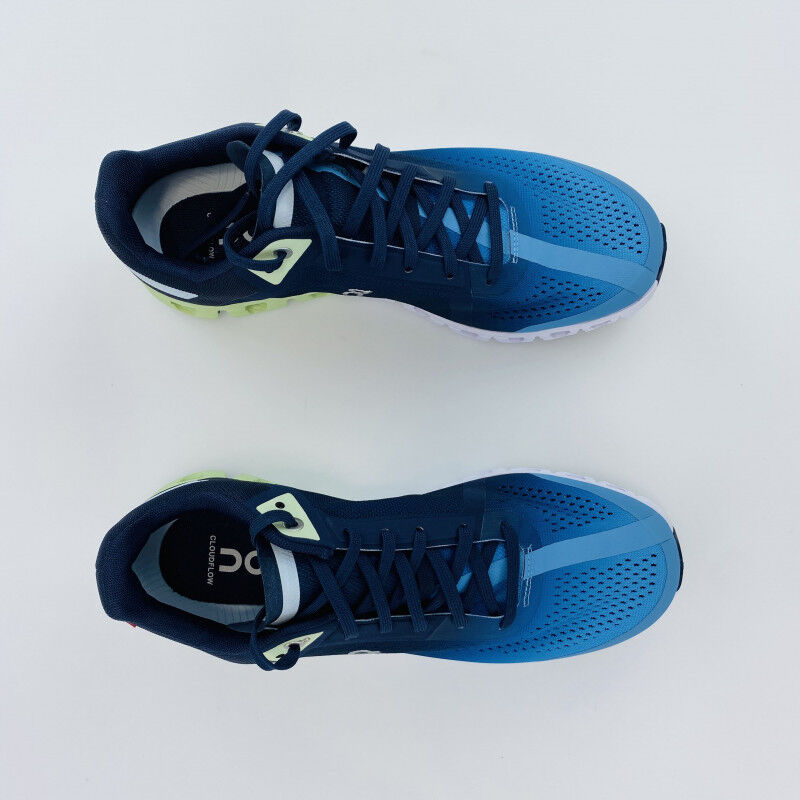 On Running Cloud Flow - Second Hand Running shoes - Men's - Blue - 41 | Hardloop