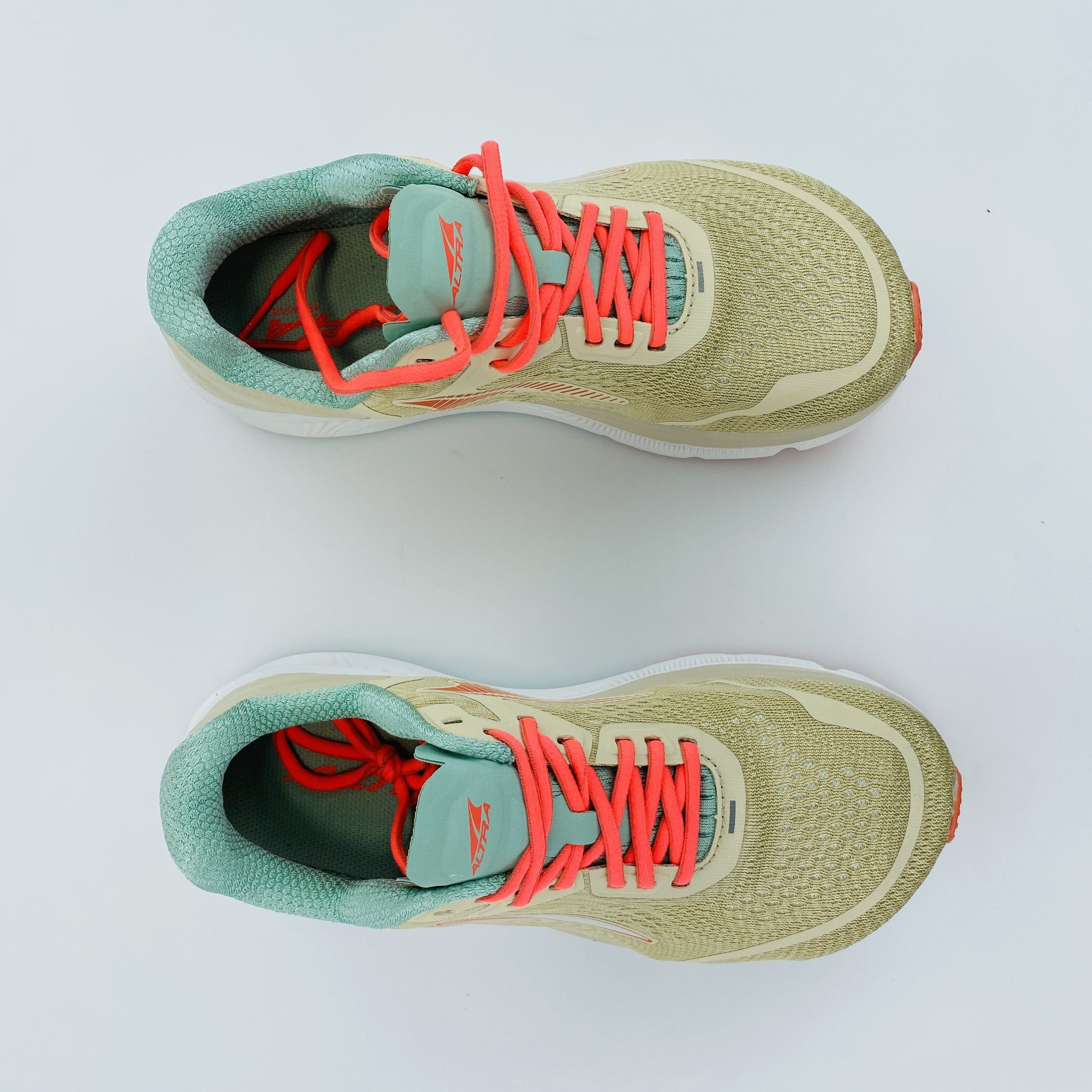 Altra W Torin 5 - Second Hand Buty do biegania damskie - Beige - 38.5 | Hardloop