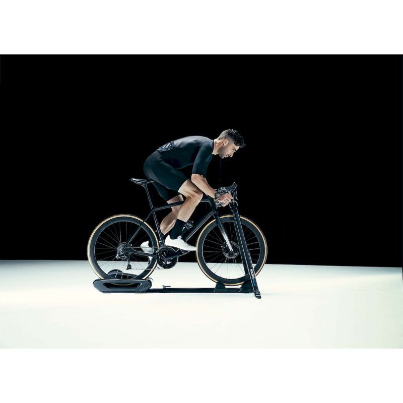 Wahoo Fitness Kickr Rollr Smart Trainer - Heimtrainer | Hardloop