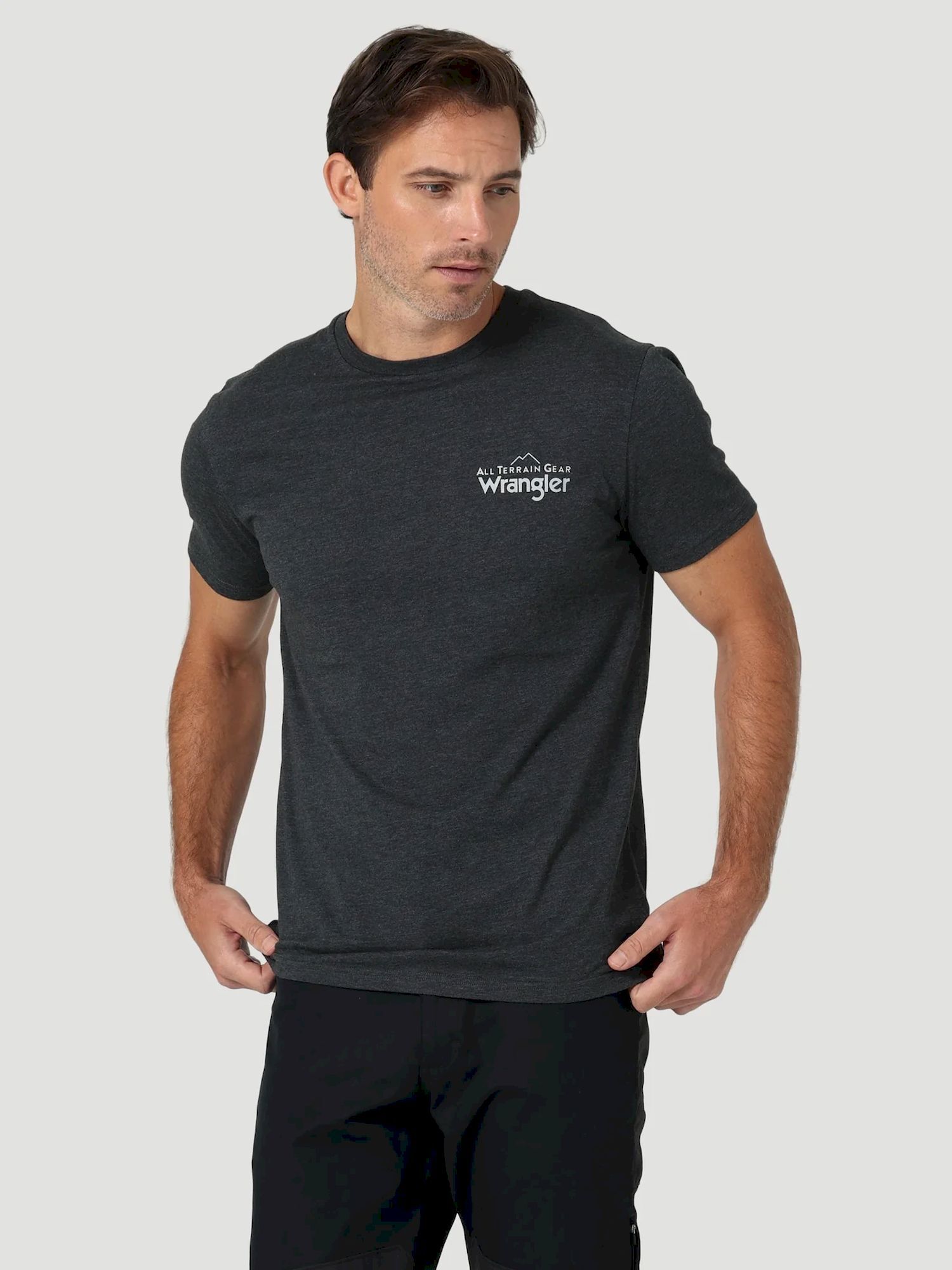 Wrangler All Terrain Gear Logo Tee - Camiseta - Hombre | Hardloop