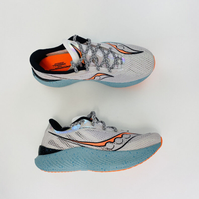 Saucony Endorphin Pro 3 - Tweedehands Runningschoenen - Heren - Wit - 44 | Hardloop