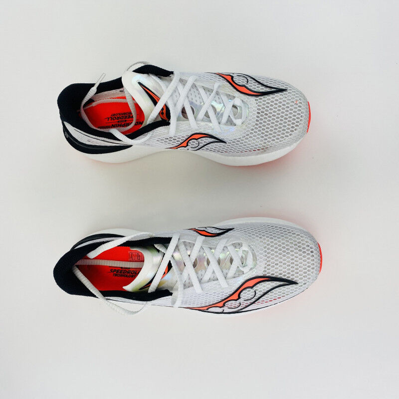 Saucony Endorphin Pro 3 - Second Hand Löparskor - Herr - Vit - 43 | Hardloop