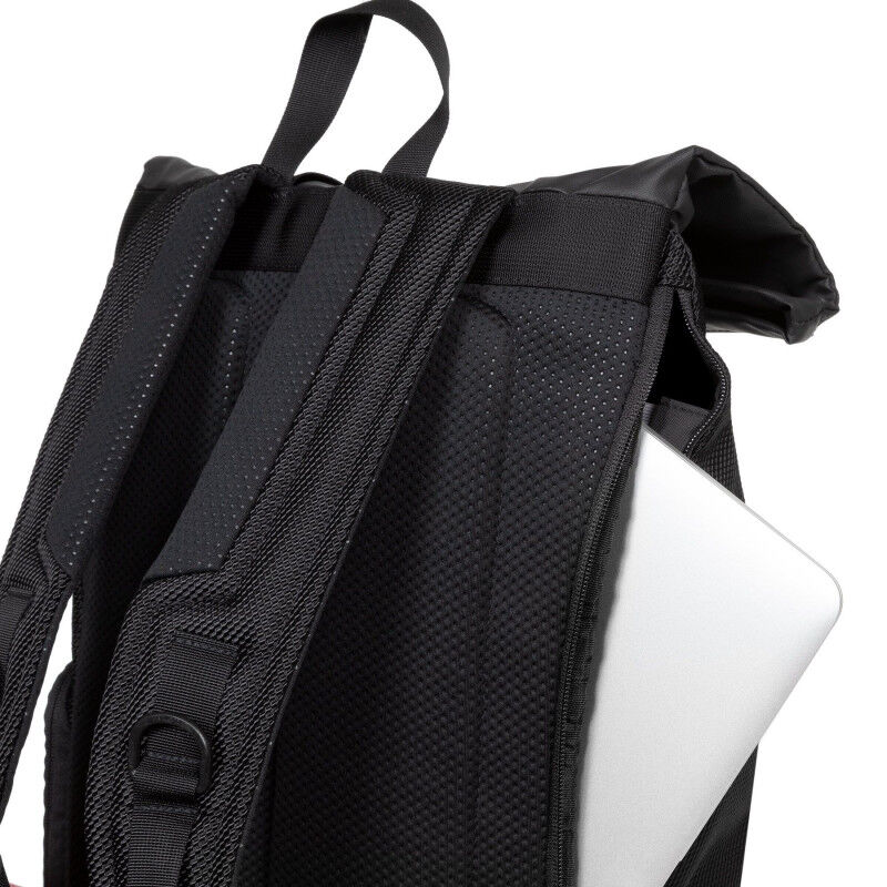 Eastpak Tecum Roll CNNCT - Reseryggsäck | Hardloop