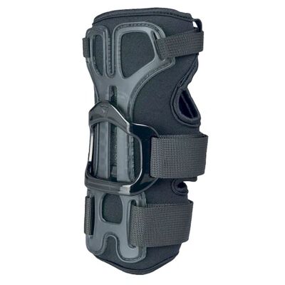 Hector Wristguard 13