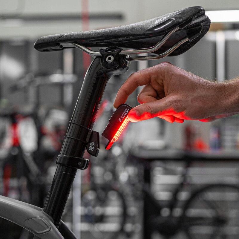 Lezyne Stick Drive - Zadní světlo na kolo | Hardloop