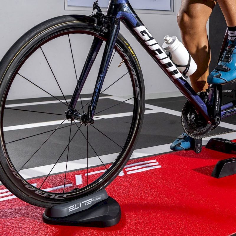Elite Sterzo Smart - Hometrainer-tuki | Hardloop