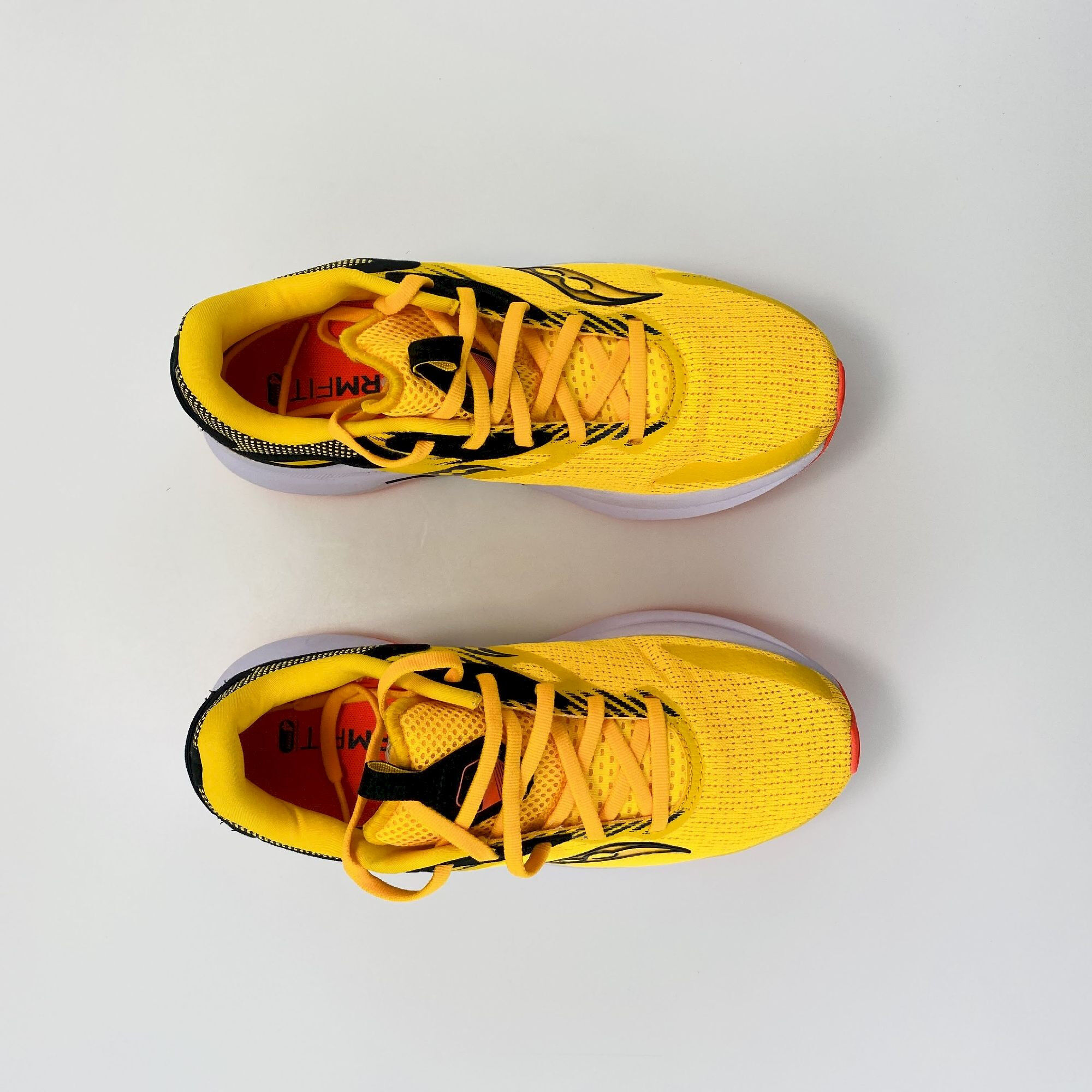 Saucony Axion 2 - Second Hand Running shoes - Men's - Yellow - 40 | Hardloop