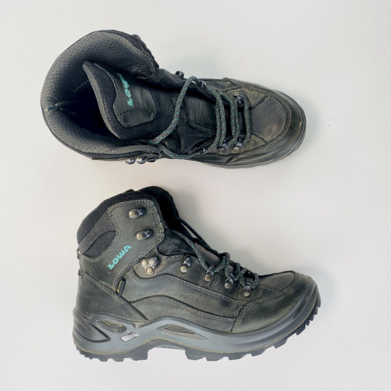 Second hand 2025 hiking boots