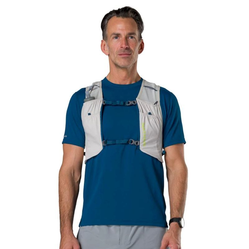 Nathan Pinnacle Run Lite Vest - Trail running backpack | Hardloop