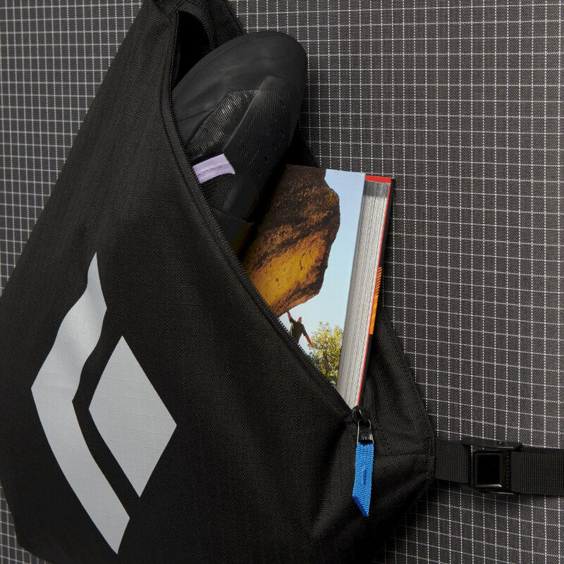 Black Diamond Piggyback Carrying System | Hardloop