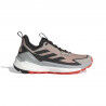 Wonder Beige / Core Black / Semi Impact Orange - old