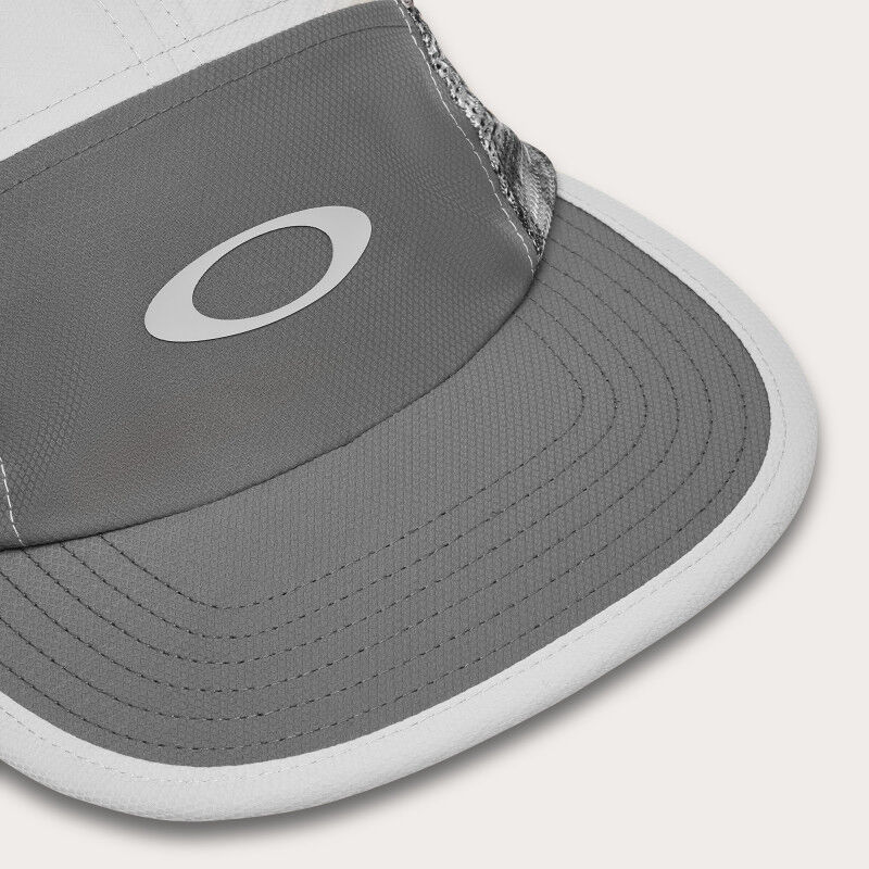 Oakley Latitude Arc Cap - Cap - Men's | Hardloop