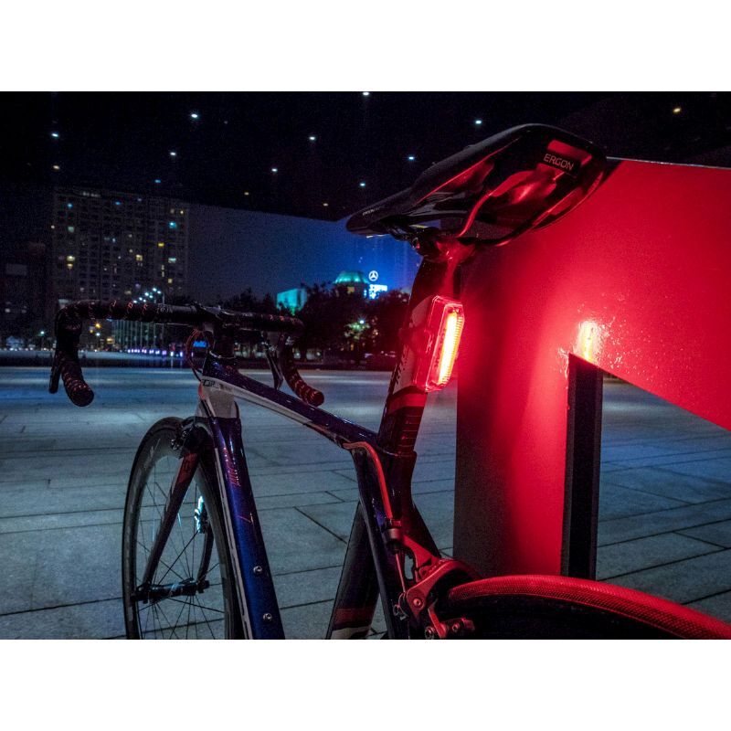 Topeak RedLite Aero USB 1W - Lampe arrière vélo | Hardloop