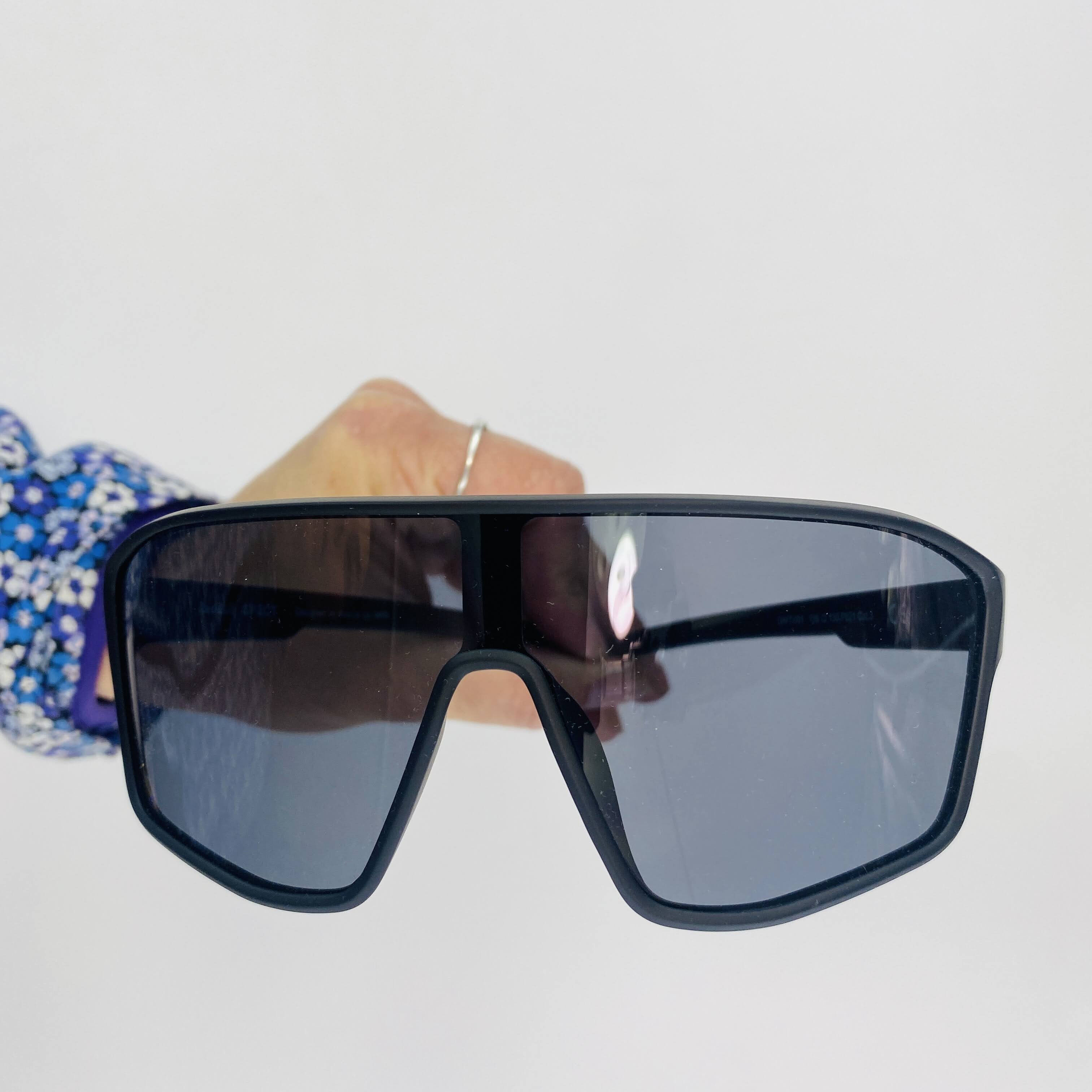 Spect Eyewear MPG Daft 001 - Second Hand Aurinkolasit - Musta - Yksi koko sopii kaikille | Hardloop