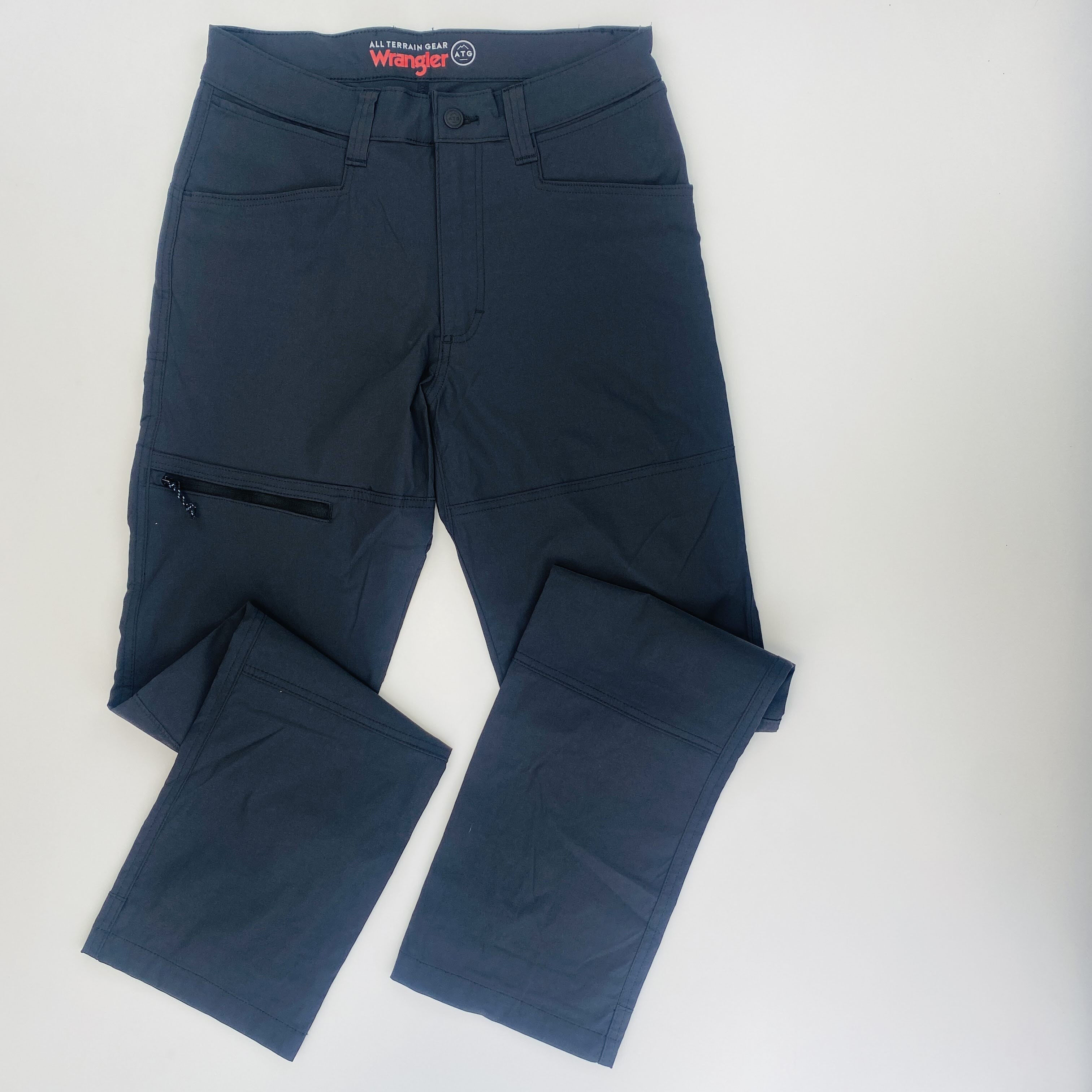 Wrangler Sustainable Zip Pkt - Second Hand Spodnie turystyczne męskie - Czarny - 42 | Hardloop