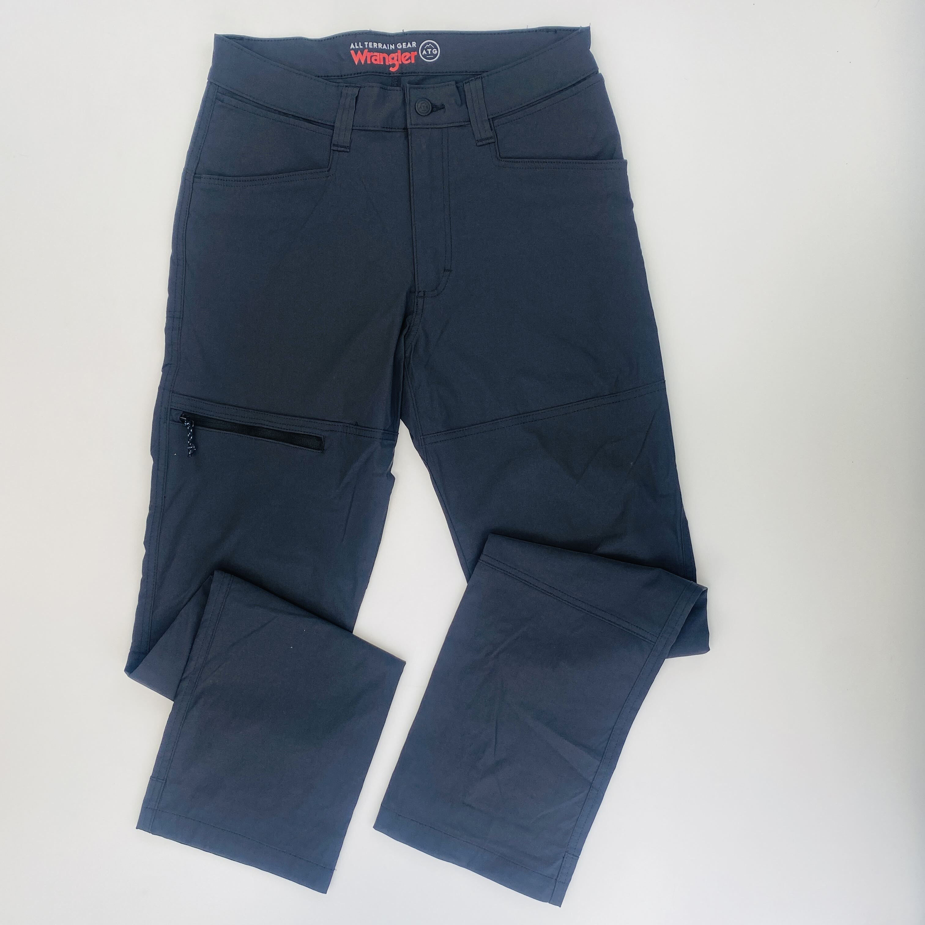 Wrangler Sustainable Zip Pkt - Second Hand Vandringsbyxor - Herr - Svart - 48 | Hardloop