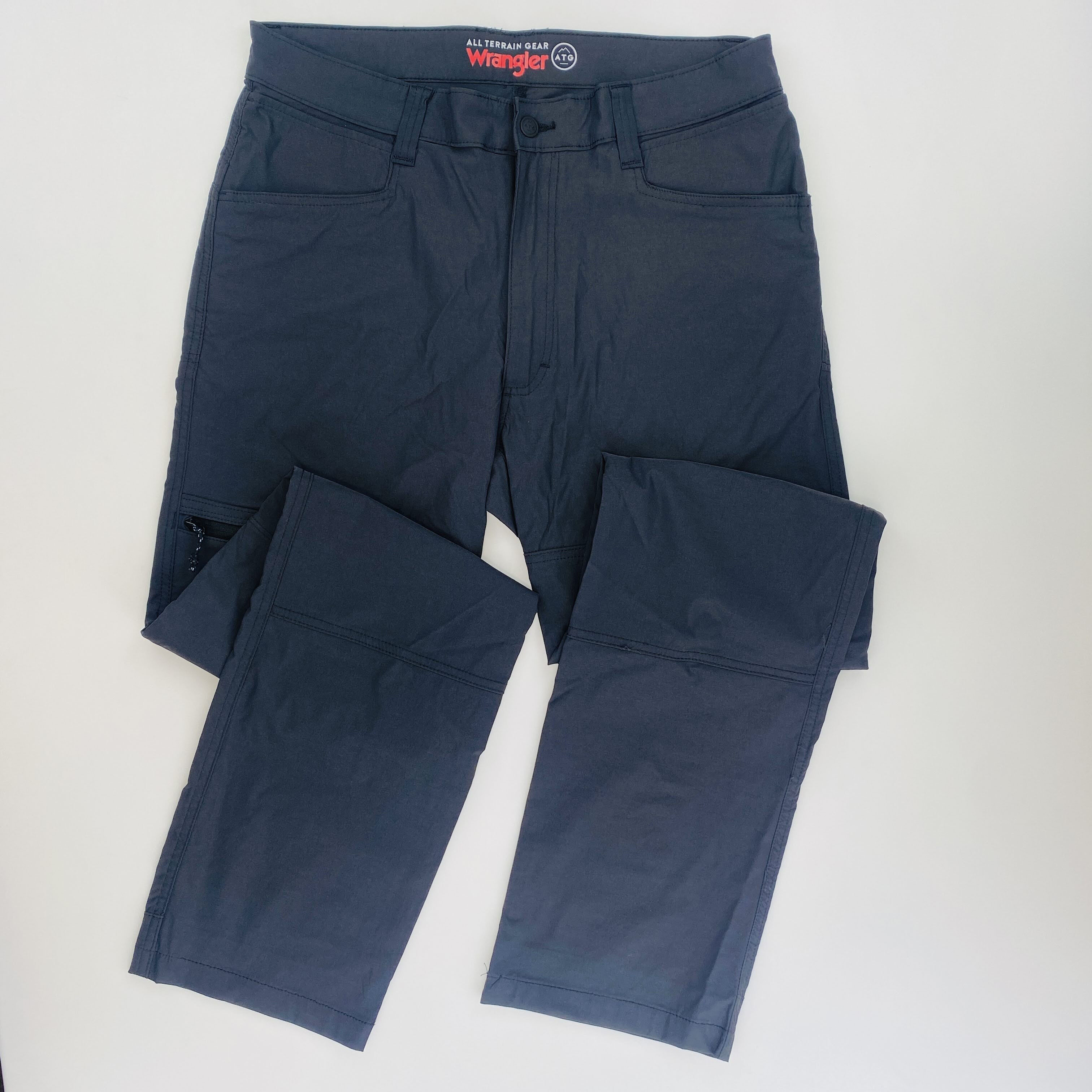 Wrangler Sustainable Zip Pkt - Segunda Mano Pantalones de senderismo - Hombre - Negro - 46 | Hardloop
