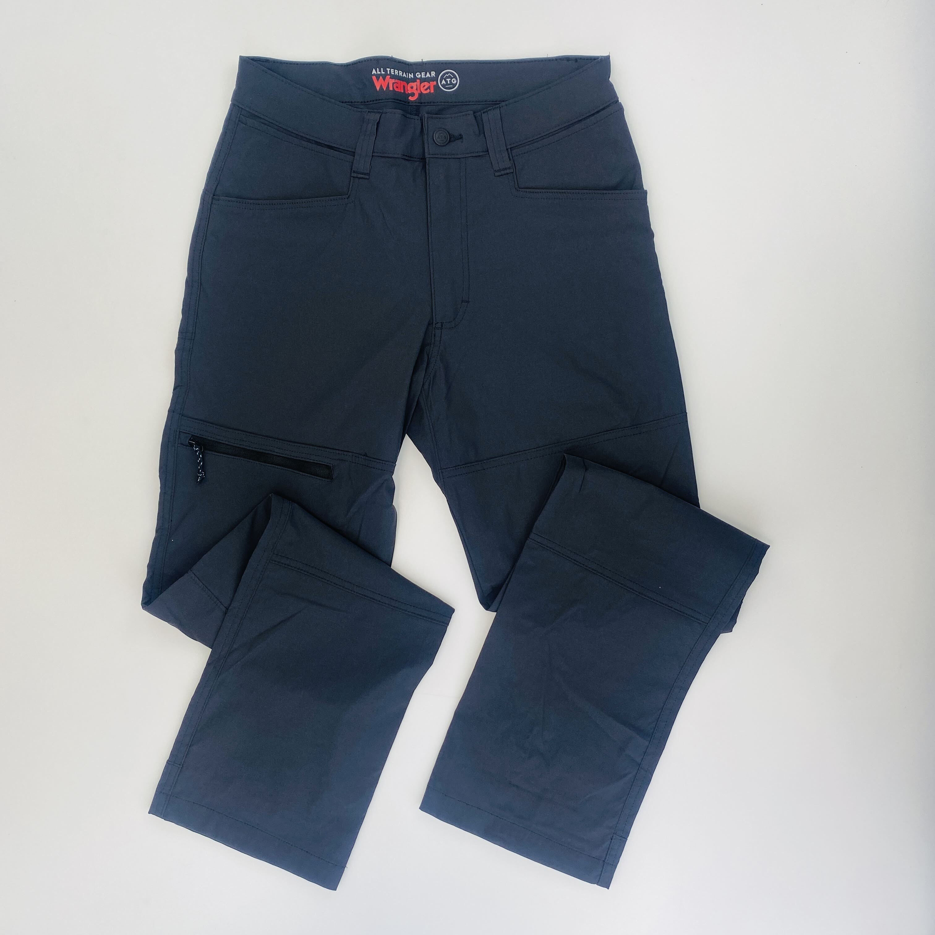 Wrangler Sustainable Zip Pkt - Second Hand Walking trousers - Men's - Black - 52 | Hardloop