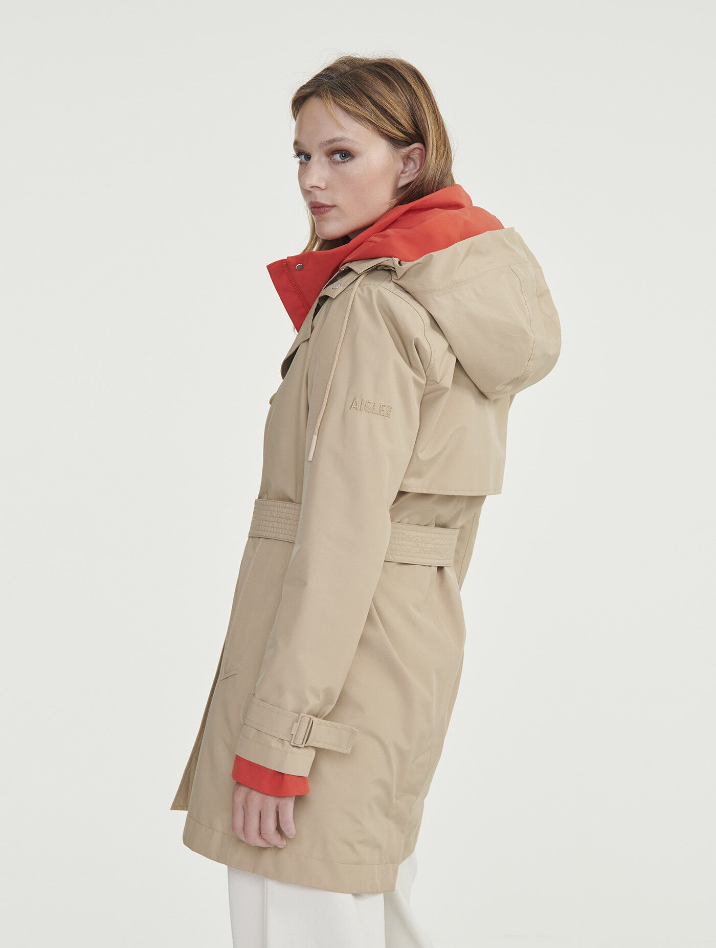 Aigle Trench court Gore-Tex® à capuche - Veste imperméable femme | Hardloop