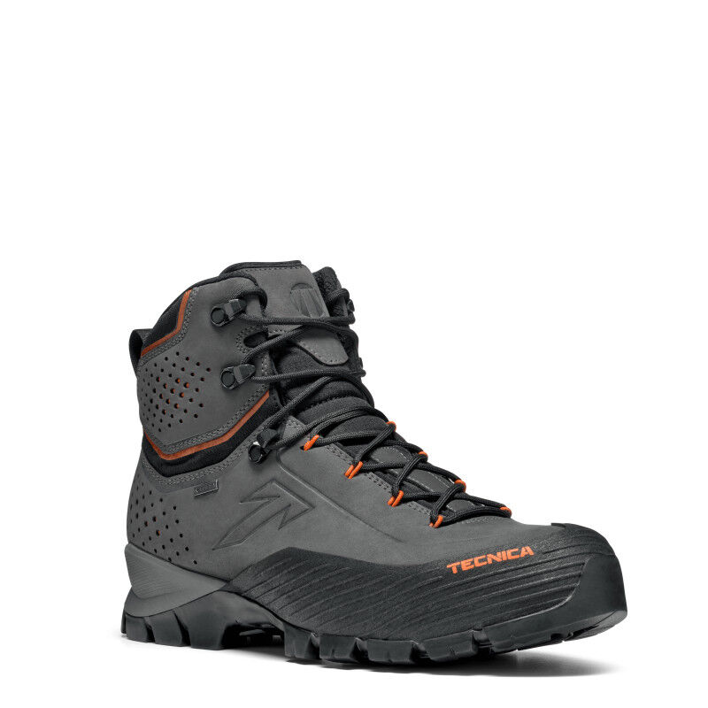 tecnica hiking boots
