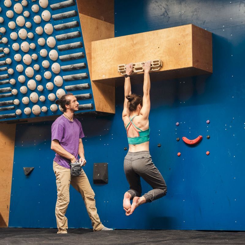 VerticalBoard Per Arrampicata - Tavola Con 15 Prese In Legno - Per Allenamento Forza E Resistenza - Foto 8