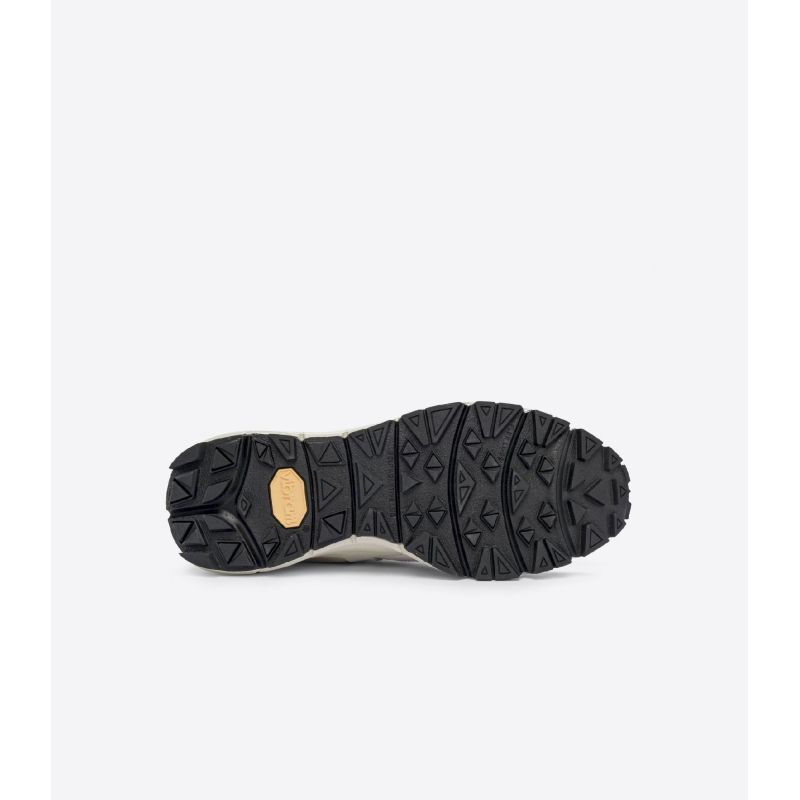 Veja Dekkan - Walking shoes - Women's